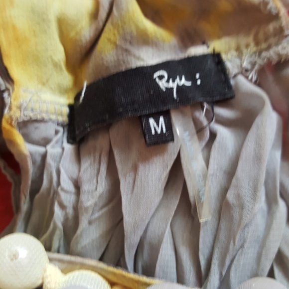 COLORFUL, NICE TOP. - Picture 8 of 8